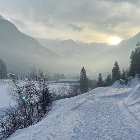 アパート Jasmin ノイシュティフト・イム・シュトゥーバイタール