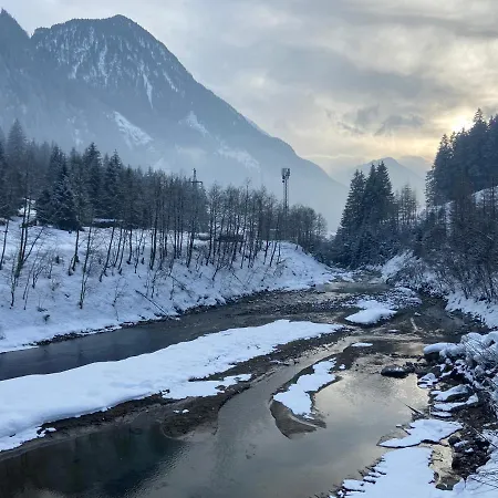 Jasmin アパート *