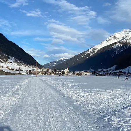 Jasmin アパート *