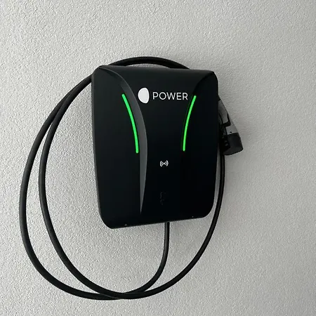 Jasmin * ノイシュティフト・イム・シュトゥーバイタール